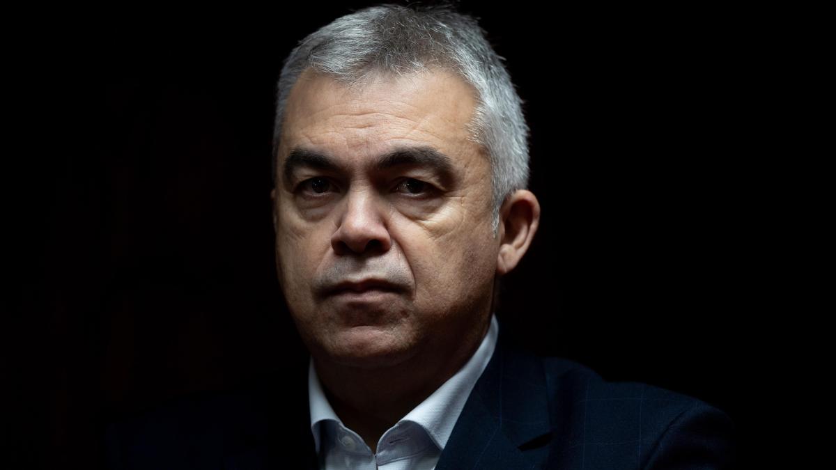 Las maniobras de la trama de Leire Díez para salvar a Sánchez: Villarejo, guardias civiles y el fiscal general