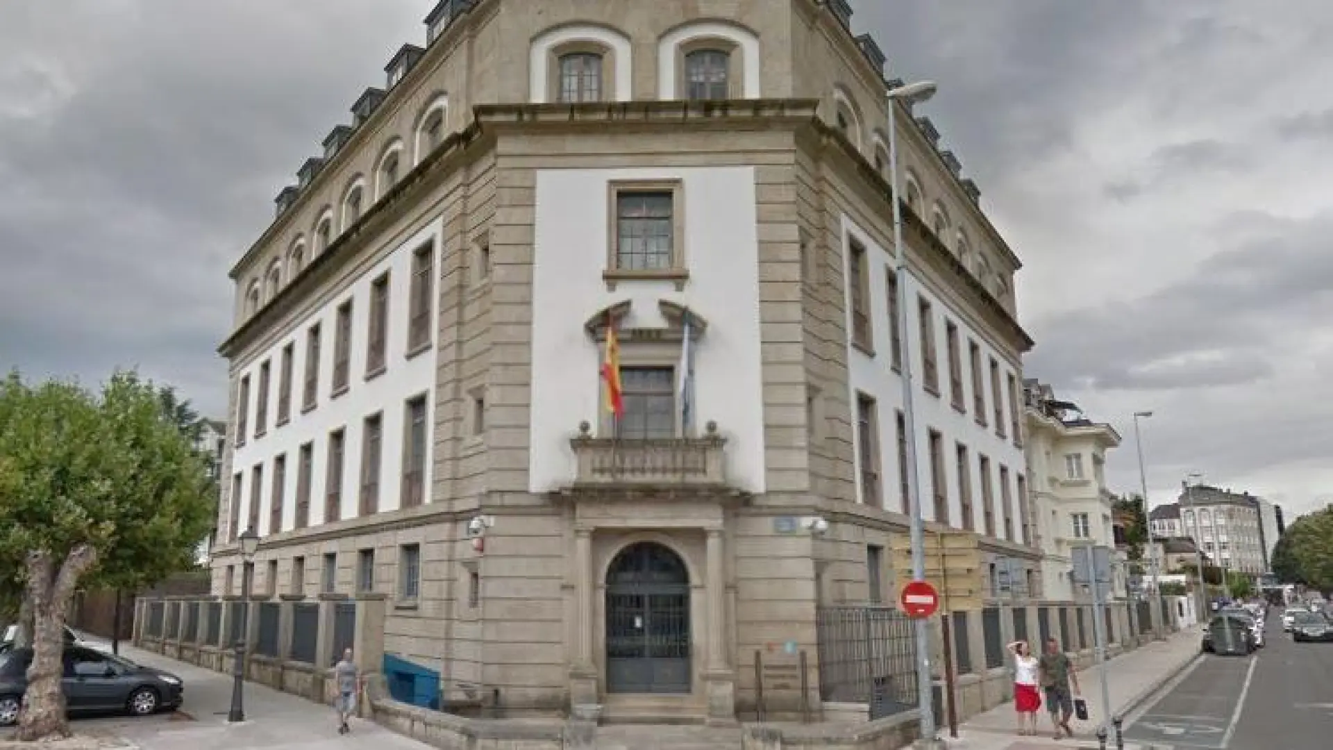 Condenado a 11 años de cárcel el dueño de un comercio de Lugo por agresión sexual a una clienta