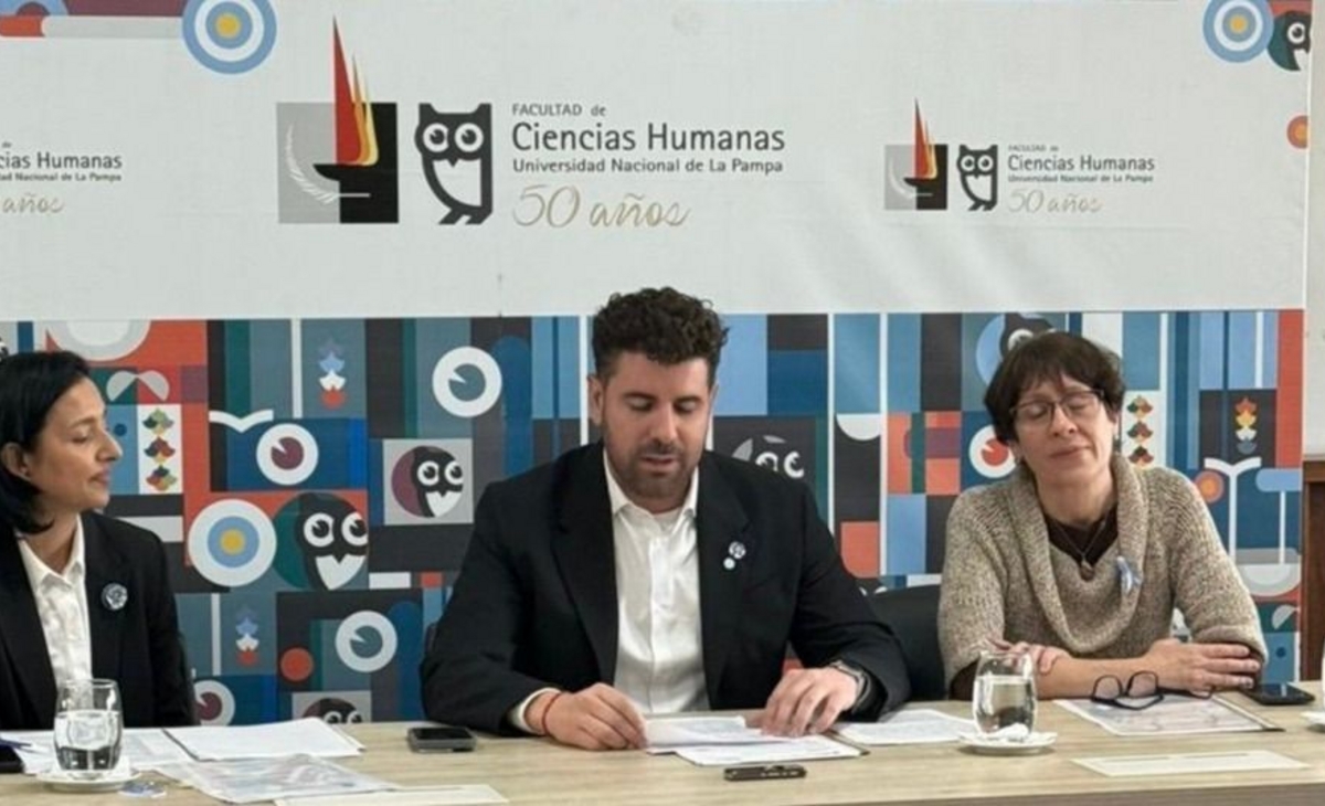"Frente a la adversidad, siempre más democracia"