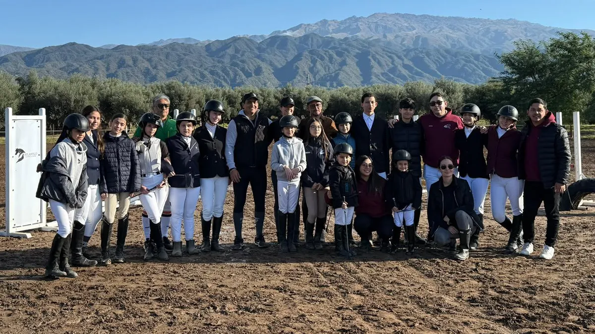 Exitosa jornada ecuestre de capacitación y competencia en Atlántico Centro Ecuestre