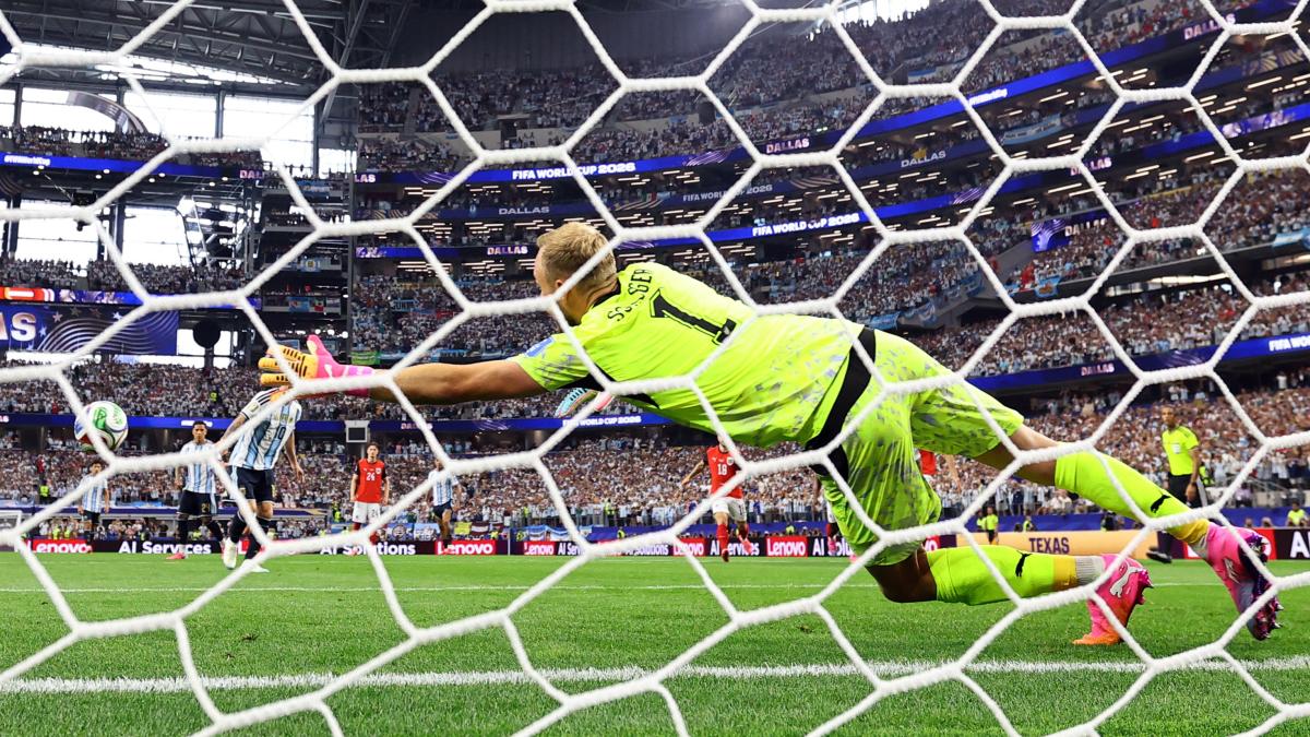 Messi logra doblete y supera a Klose ante Austria; es el máximo goleador en los Mundiales