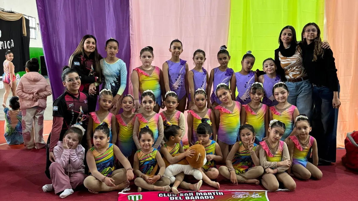 "Thi-Vale" se destacó en Regional de rítmica