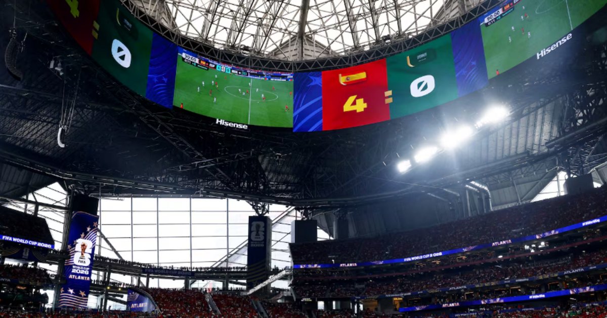 España goleó 4 a 0 a Arabia Saudita y quedó en el primer lugar del Grupo H