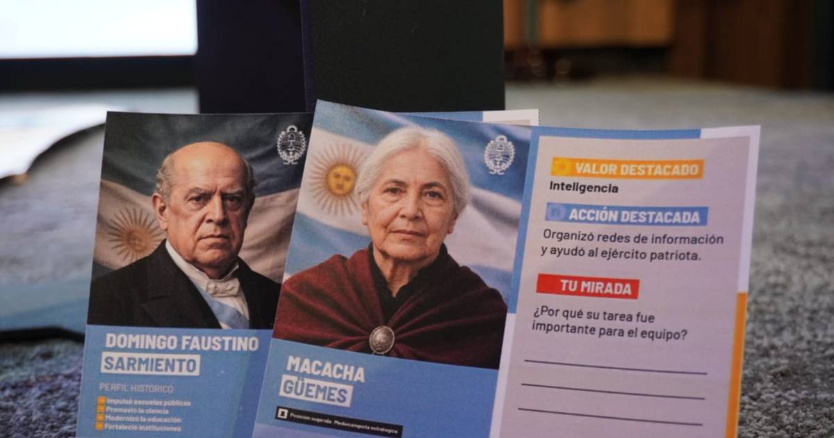 Álbum de figuritas con héroes de la patria: la propuesta que llega a las aulas correntinas