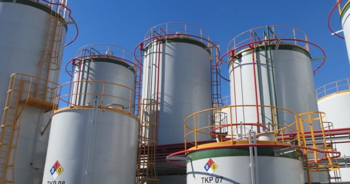 "En jaque": a la espera de una nueva ley, la industria del biodiesel solo utiliza el 75% de su capacidad instalada