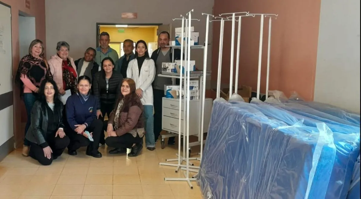 La futura cooperadora del Hospital de San Pedro realizó su primera entrega de insumos