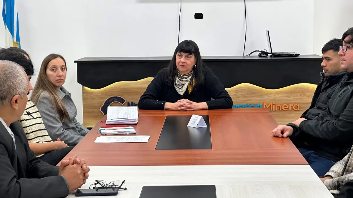 Convenio entre Minería y el Instituto Fasta