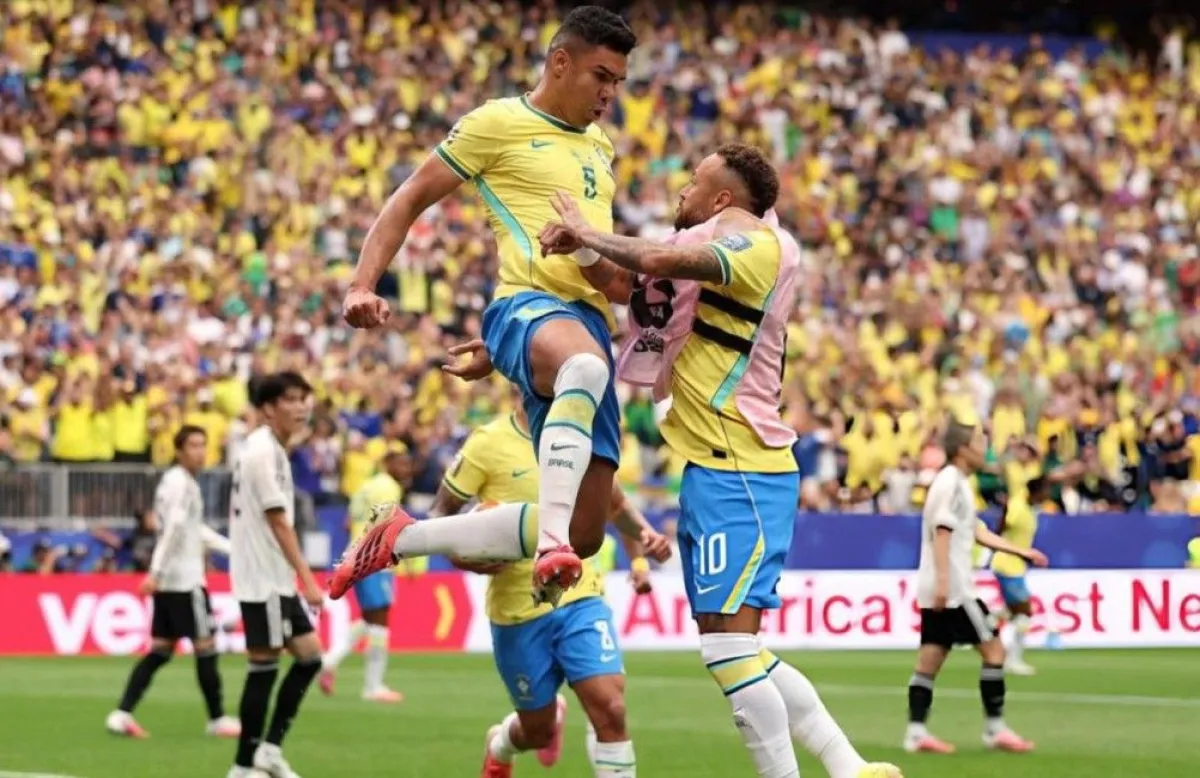 Brasil lo dio vuelta en la última ante Japón y se metió en octavos