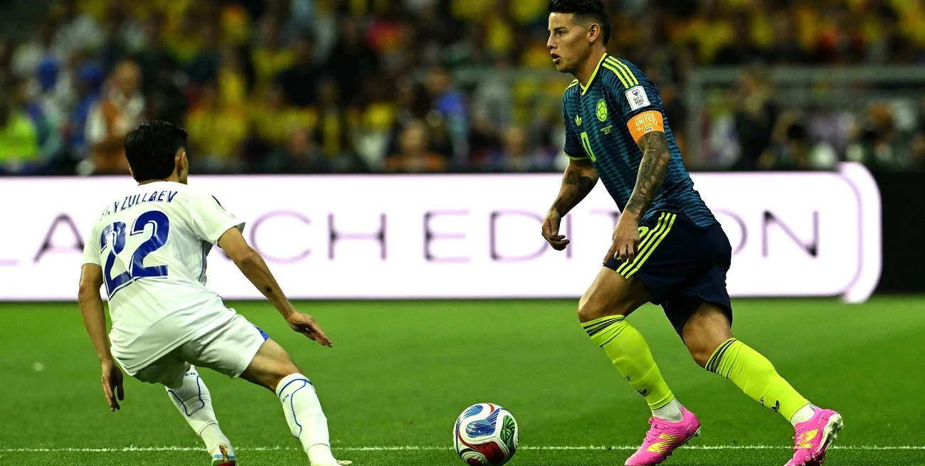 Colombia venció 3-1 a Uzbekistán en su debut