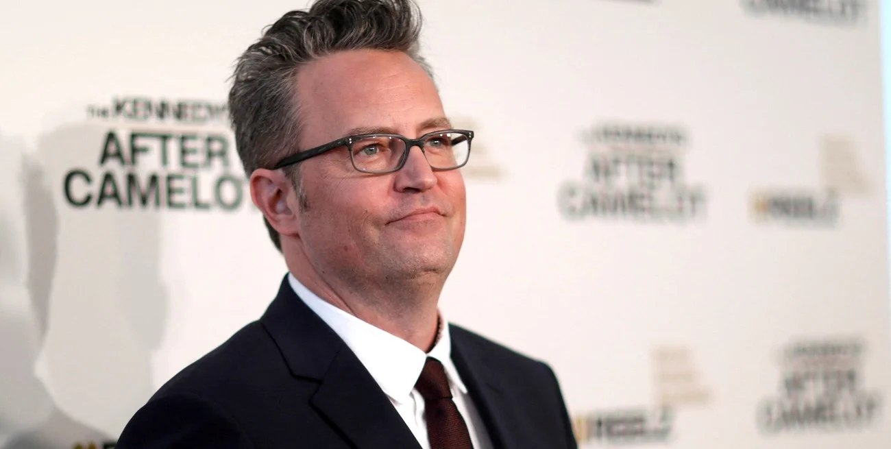 El último deseo de Matthew Perry: subastaron sus bienes por una millonaria cifra para combatir las adicciones