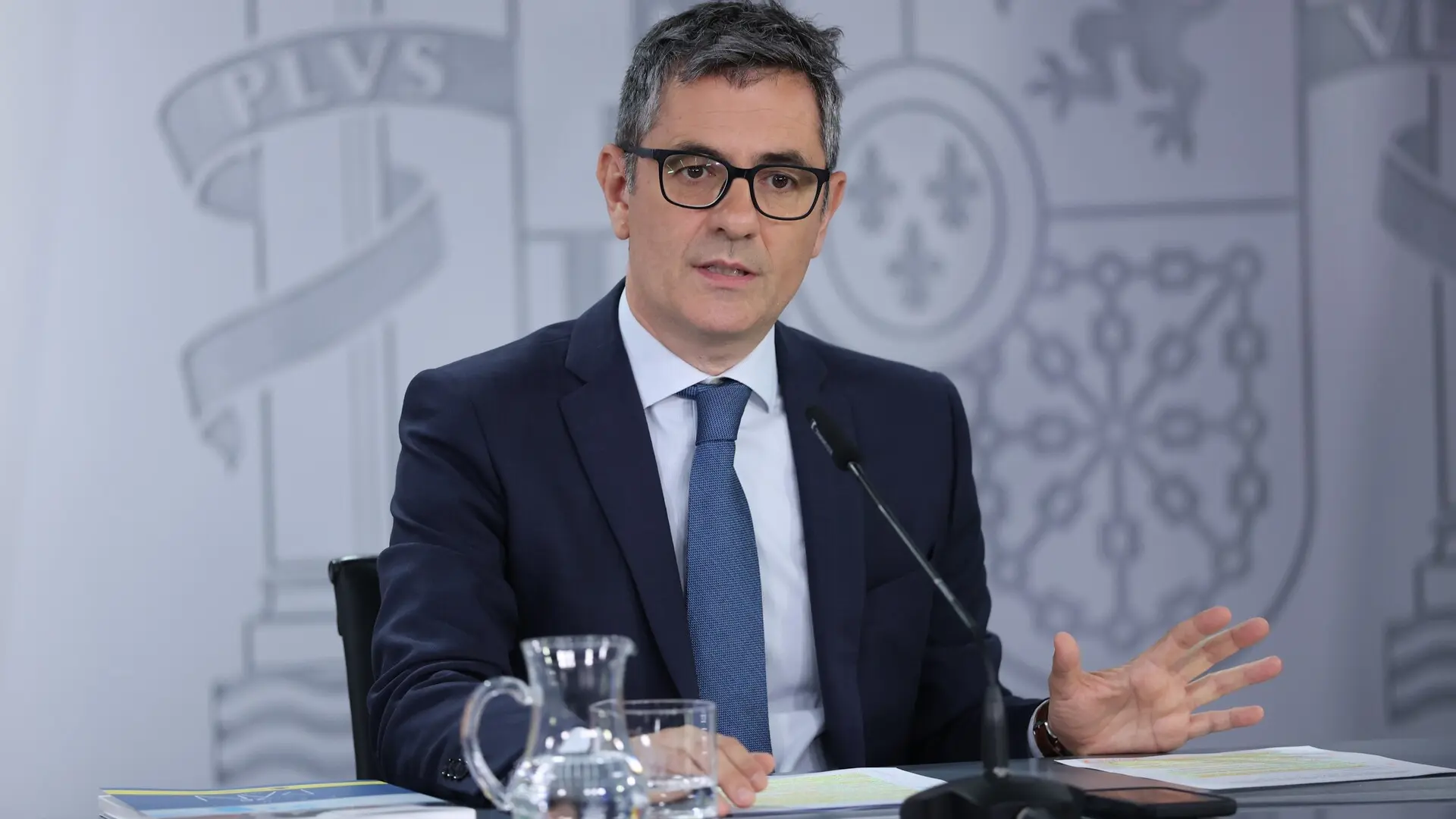 Bolaños, sobre el auto del juez contra Begoña Gómez: "Está alejado del derecho y el CGPJ debe velar por la imagen de la Justicia"