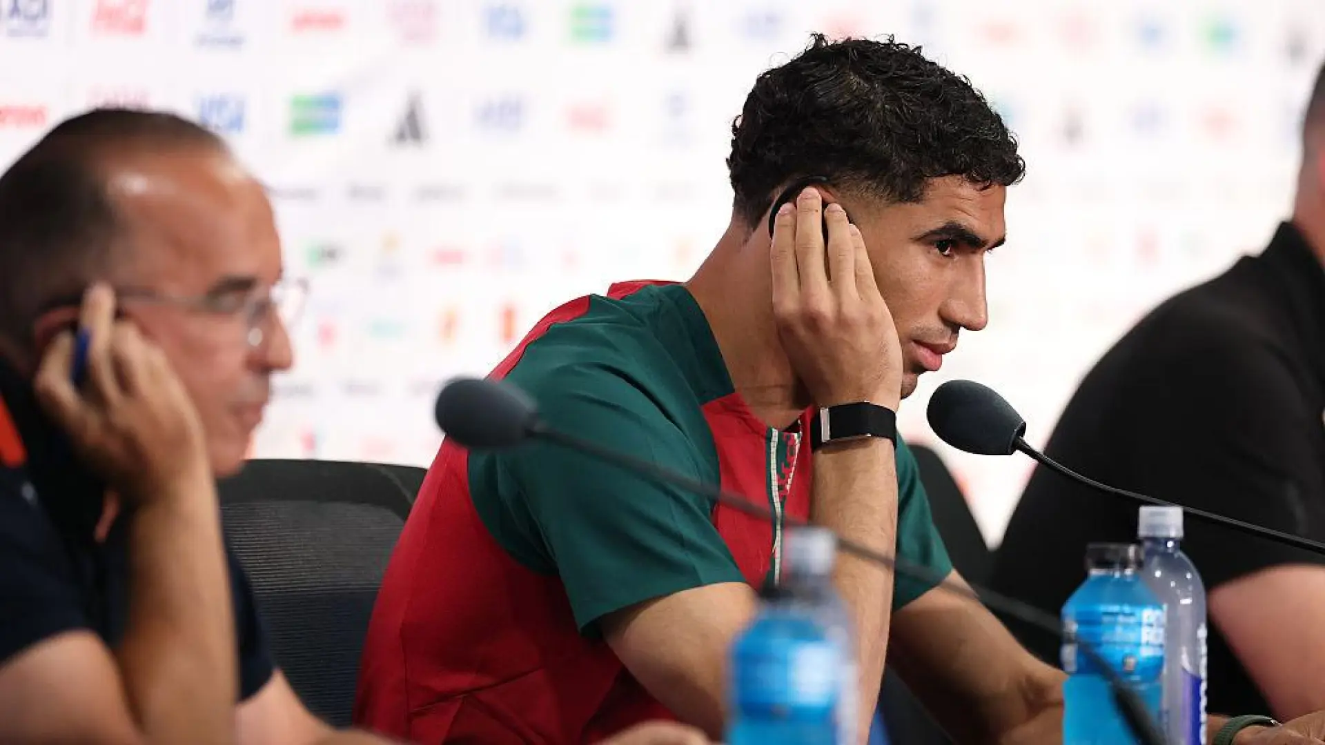 Polémica con el idioma en el Mundial: prohibido preguntar y responder en español en ruedas de prensa