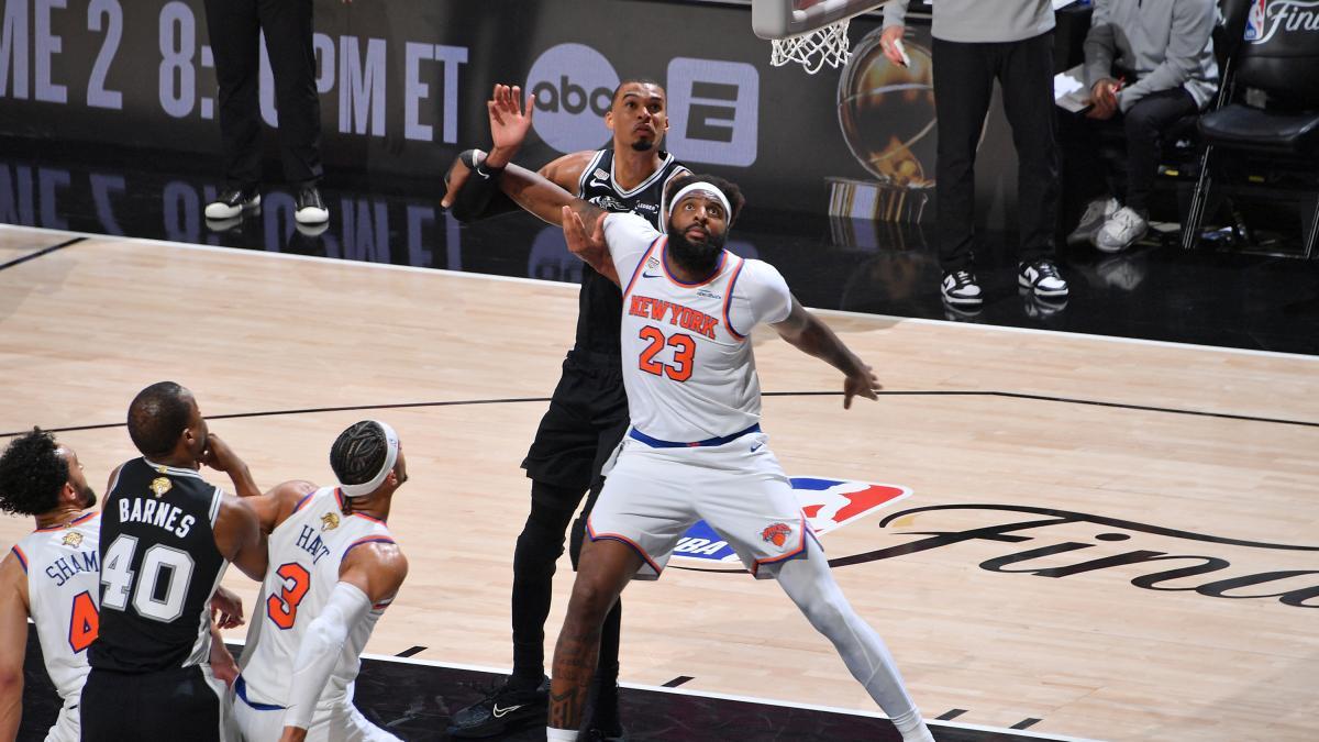 ¡La selfie más costosa de la historia! La NBA veta de por vida a aficionados tras invadir la duela