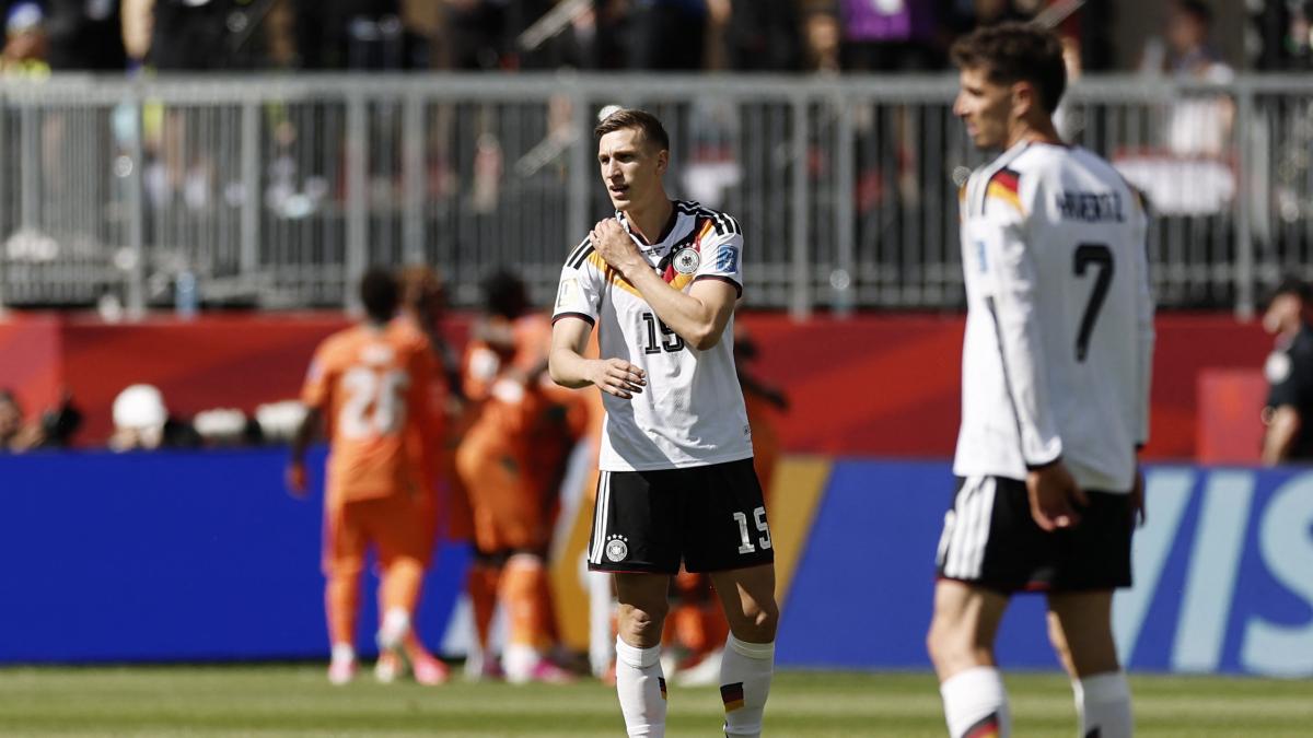 Alarma en Alemania: Schlotterbeck rompe ligamentos y dice adiós a la Copa