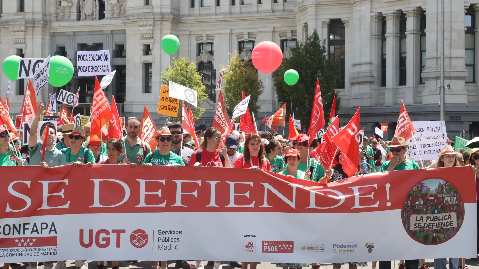 Miles de personas se manifiestan en Madrid y Barcelona ante la situación "insostenible" de la educación pública y avisan de más huelgas