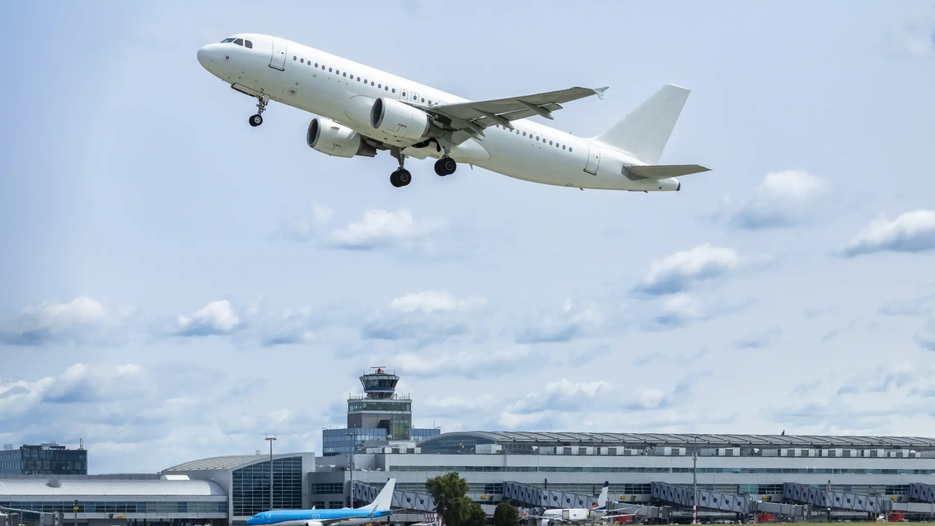 Este es el mejor aeropuerto de Europa: está en una de la ciudades más bonitas del continente