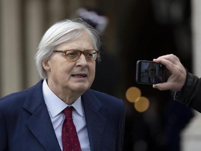 Sgarbi, il quadro e l'inchiesta: «Anche questa finirà in nulla»