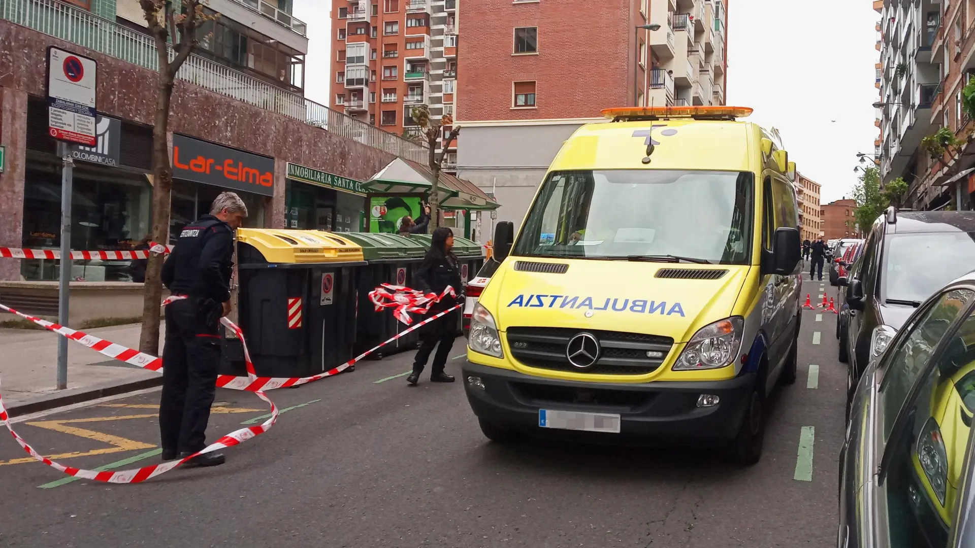 Seis menores hospitalizados por un golpe de calor al averiarse el autobús en el que viajaban en Álava