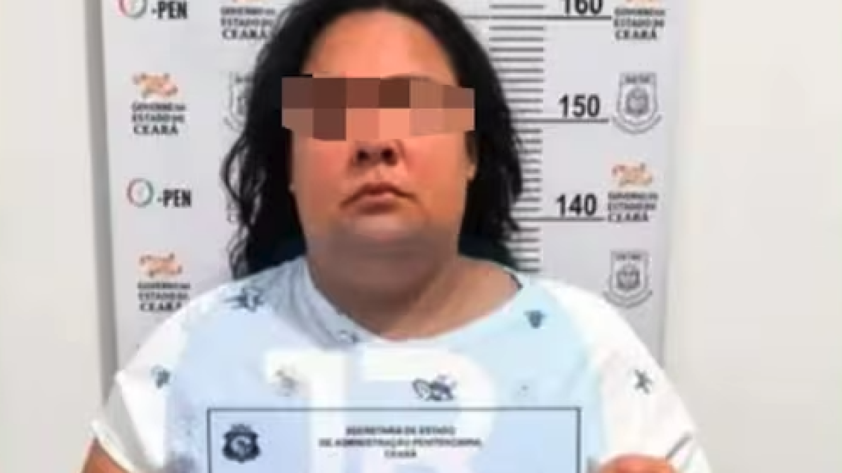 Arrestan a mujer que fingió tener 11 años para ser adoptada; mintió durante más de un año