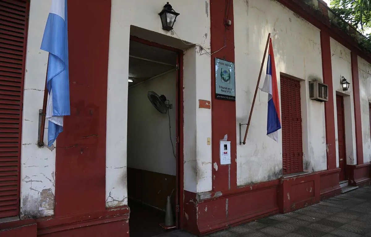 Llega a juicio por abusar de su ex esposa y su bebé, por maltrato infantil y otros delitos graves