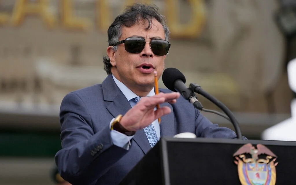 Colombia's outgoing president under fire over 'Heil Hitler' tweet