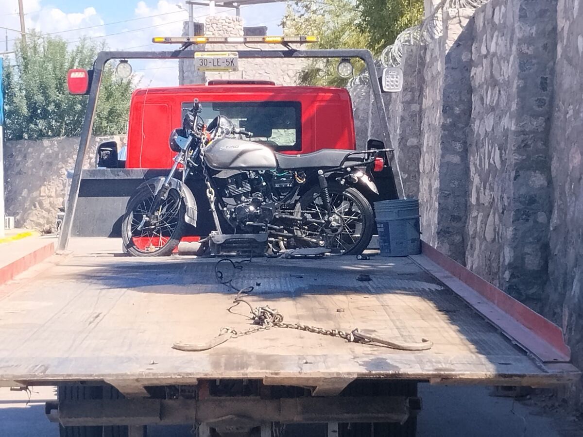 En Torreón, detienen a motociclista con unidad robada