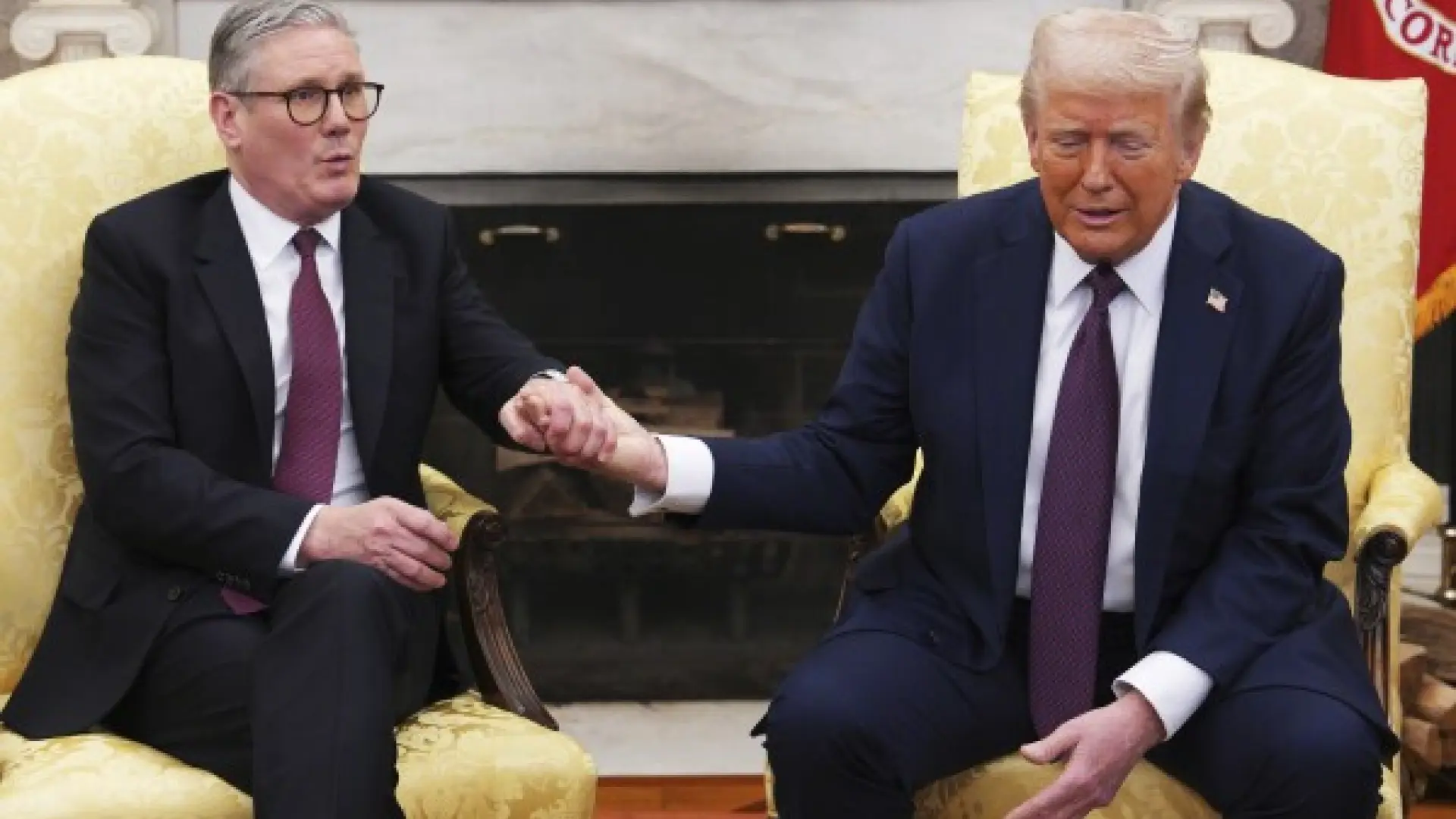 Trump dice que Starmer va a dimitir: "Fracasó estrepitosamente en dos temas cruciales"