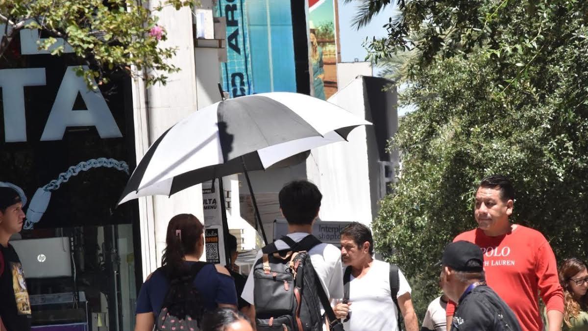 Ahoga calor a Nuevo León, reportan sensación térmica arriba de los 40 grados