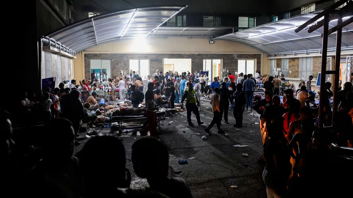Venezuela enfrenta una tragedia histórica: ya son 164 los muertos por los terremotos y siguen las tareas de rescate
