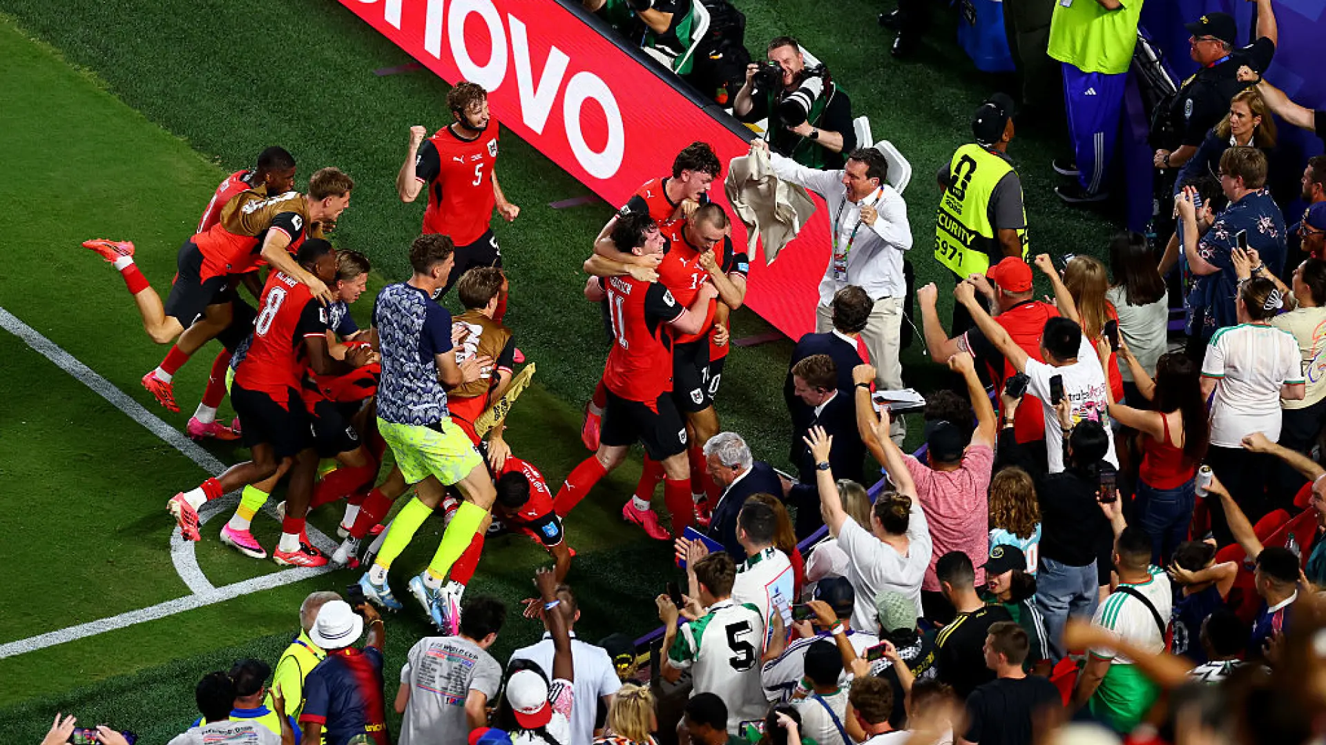 Los tres minutos más locos del Mundial: Austria, de eliminada en el 93 a ser el próximo rival de España