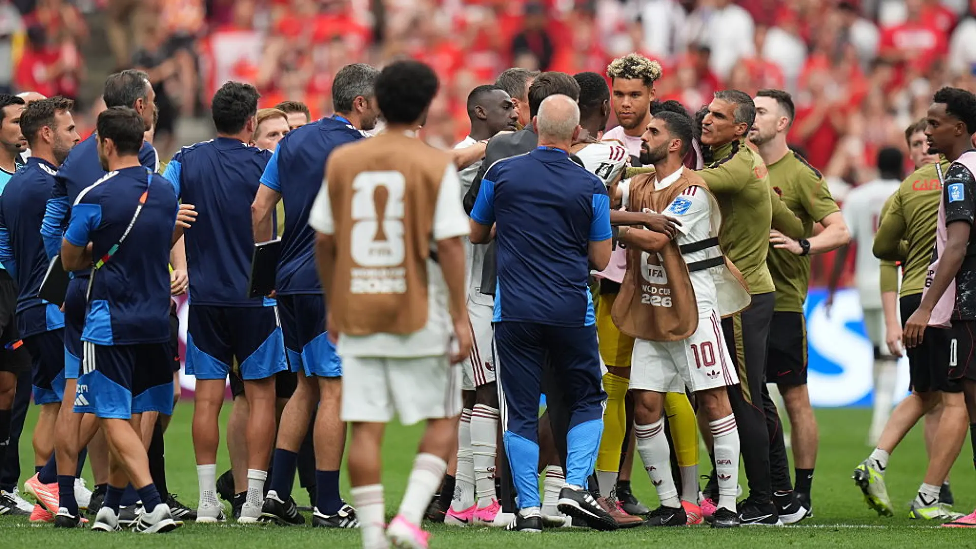 Brutal enfado de Lopetegui con Canadá cuando buscaban el 7-0 a Catar que terminó en tangana