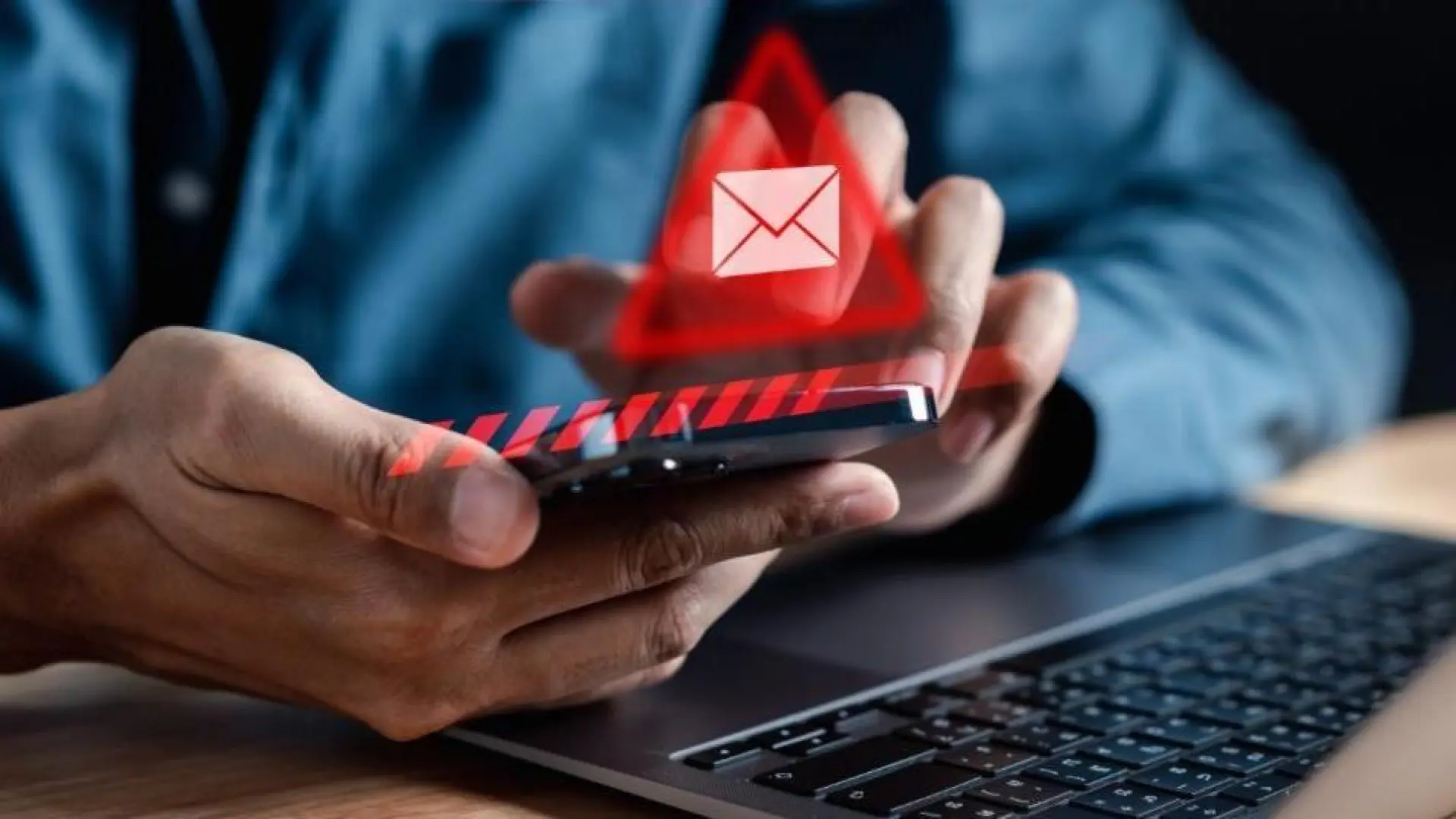 Cuidado con la nueva estafa que usa falsas alertas de brechas de datos para robar tu información