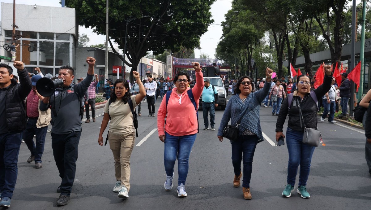 Sección 22 CNTE decide continuar con la huelga nacional tras consulta