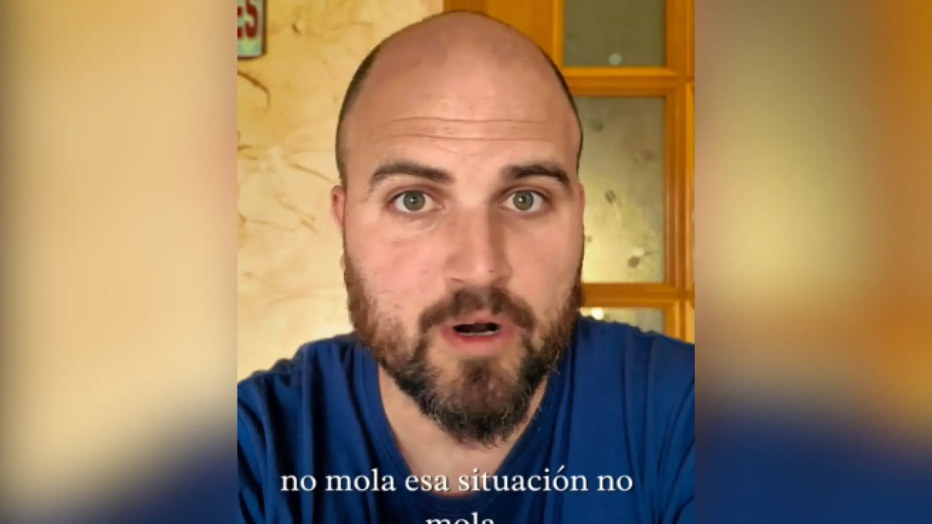 Un cliente hace llorar a una camarera y el dueño del local responde: "A mi equipo se le respeta"