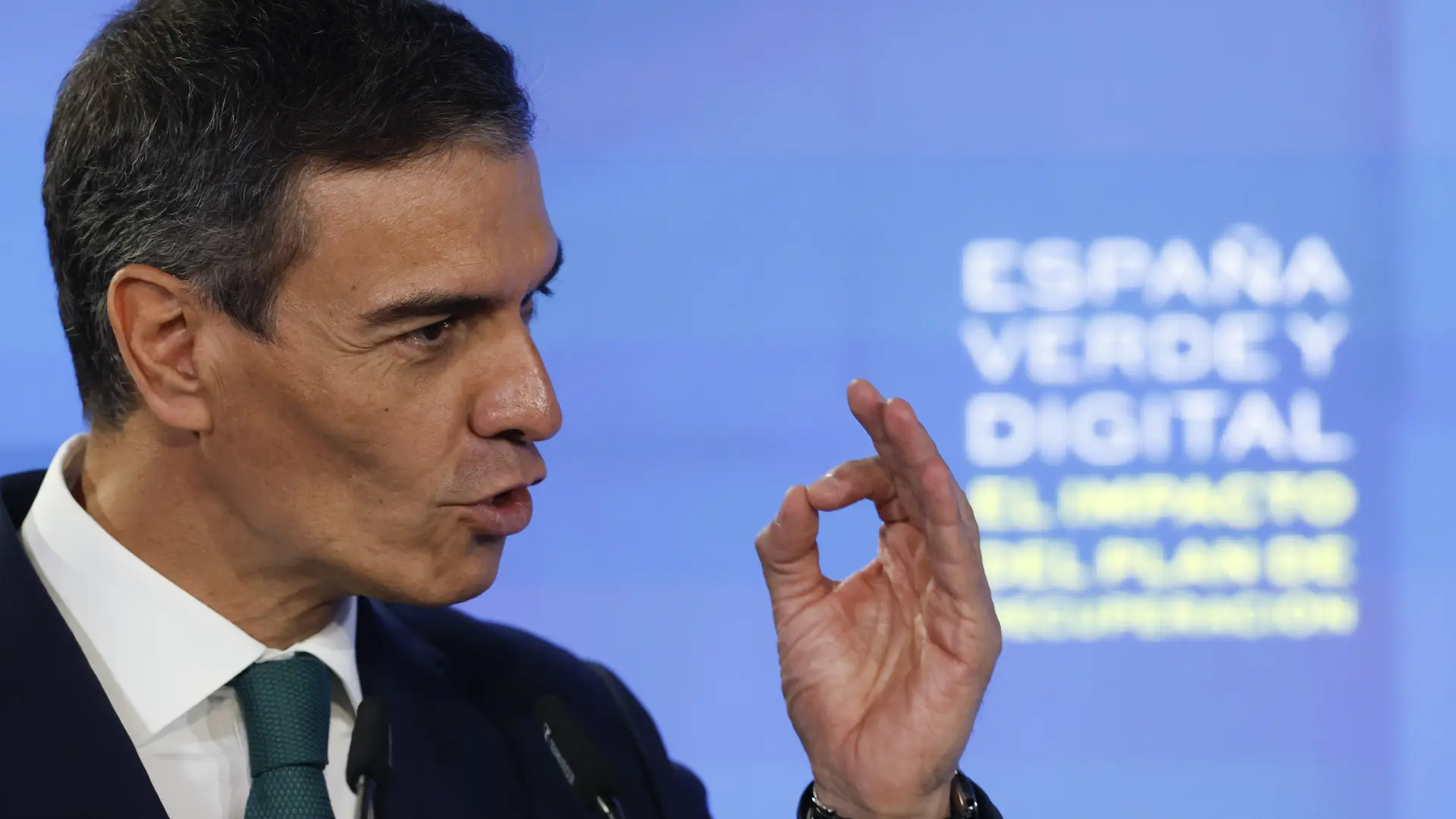 Moncloa pone un cortafuegos para condenar la corrupción de Ábalos y dice que "seguirá trabajando" para que no sea "tolerada"