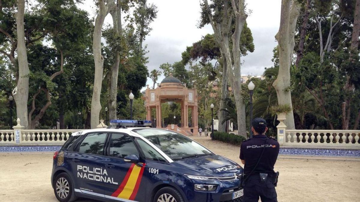 La Policía investiga el hallazgo de un cadáver en la nevera de una vivienda de Castellón