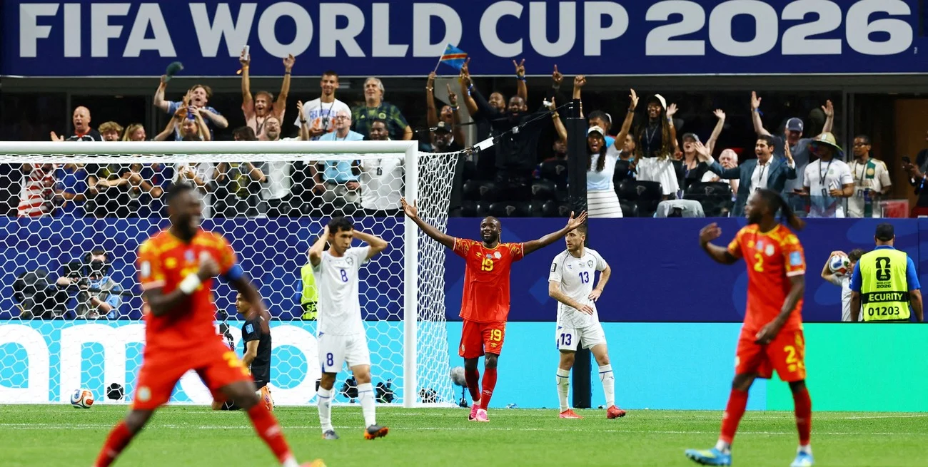 Histórico: RD Congo remontó ante Uzbekistán y avanzó como el mejor tercero a los 16avos