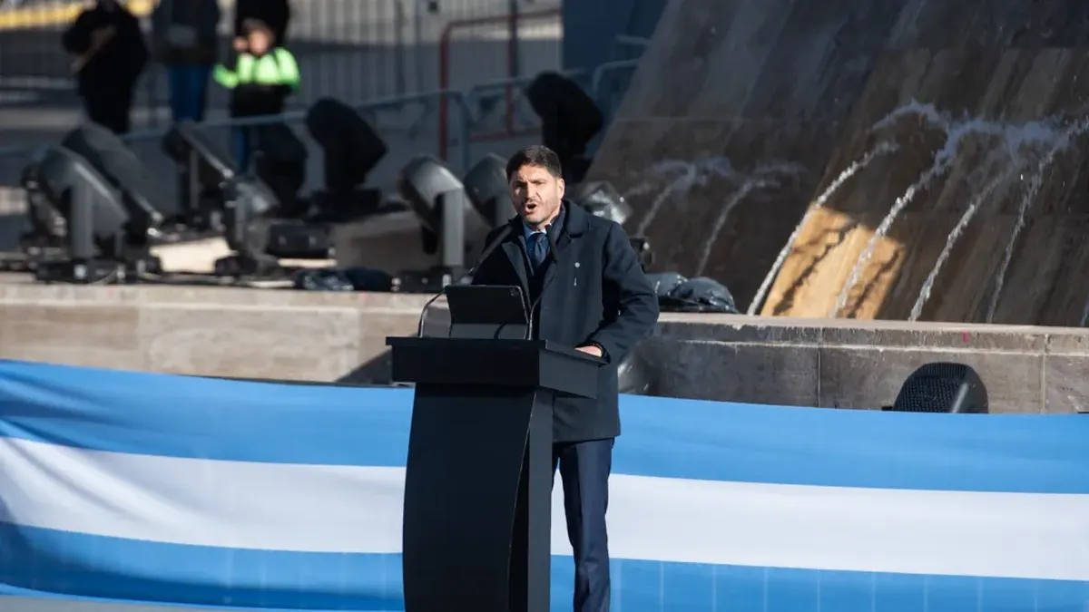 Pullaro marcó distancia en medio de la polémica por Adorni: "Belgrano donó su fortuna para hacer escuelas"