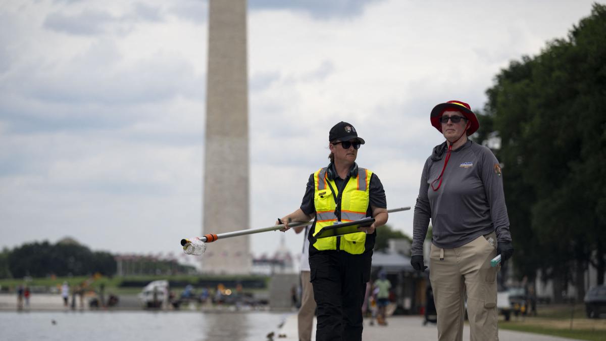 Trump amenaza con prisión por daños al estanque reflectante de Washington