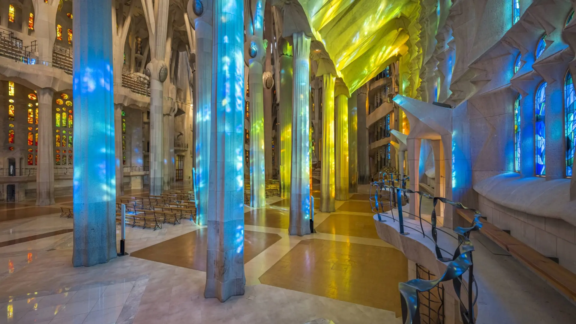Los símbolos ocultos de la Sagrada Familia que millones de turistas fotografían sin descifrar