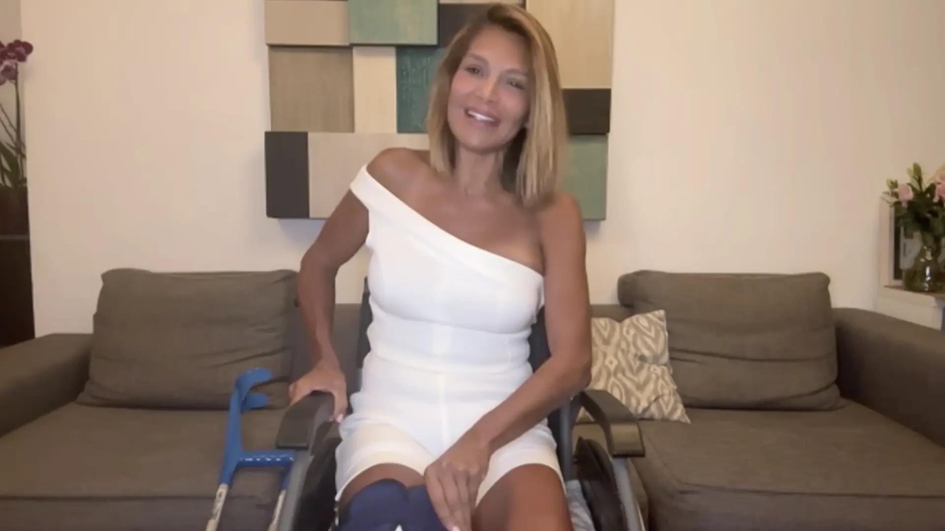 Recién operada y con escayola, Ivonne Reyes se pronuncia sobre su salida de 'Supervivientes': "Ha sido muy duro"