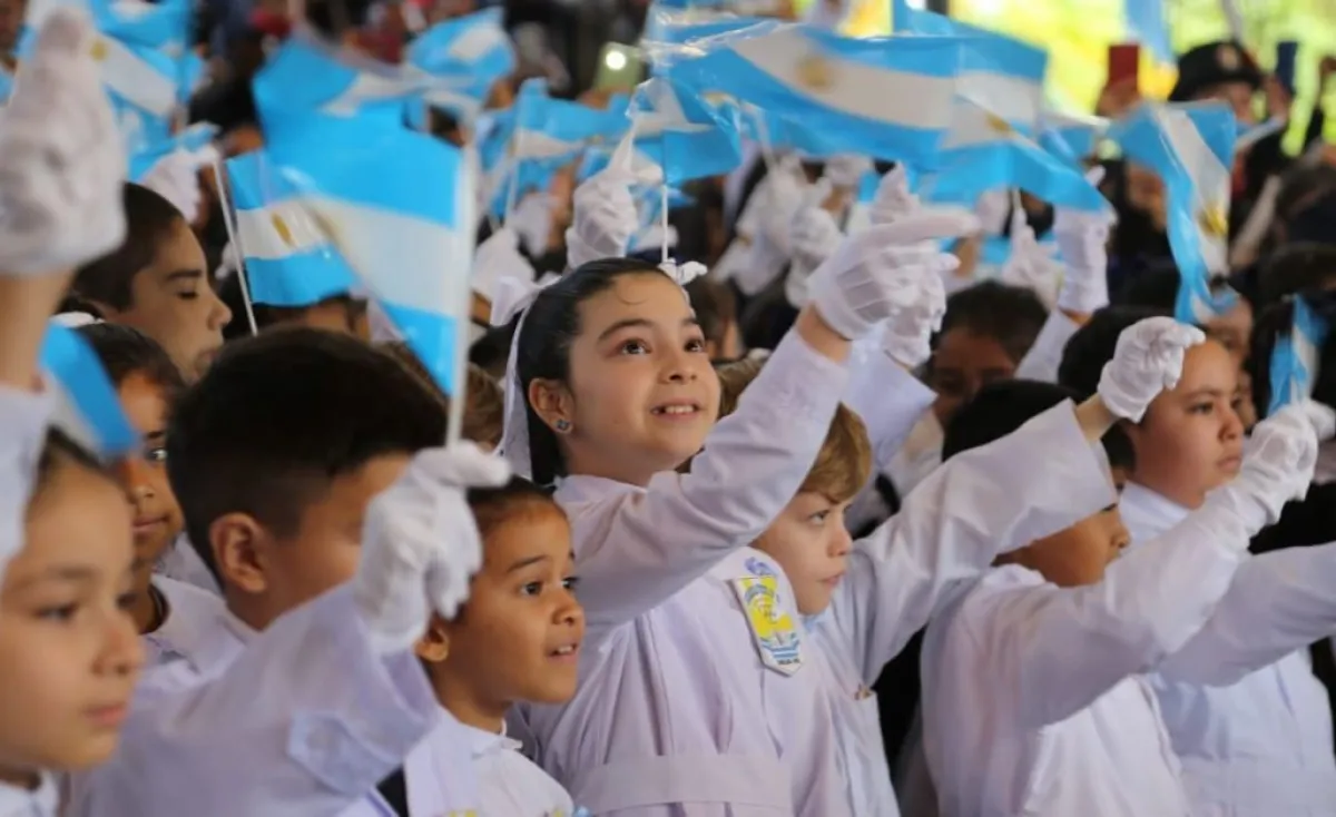El CGE ratifica que el acto por el Día de la Bandera se hará este sábado y en forma 1