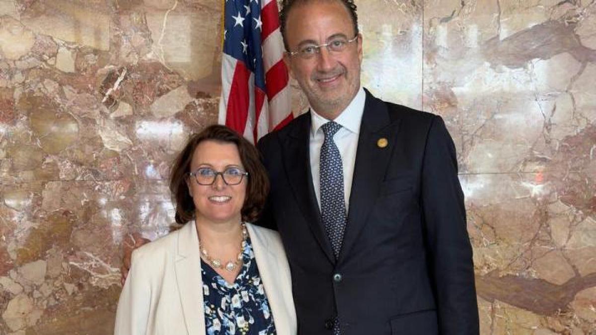 Agentes aduanales sostienen encuentros con autoridades de EU por T