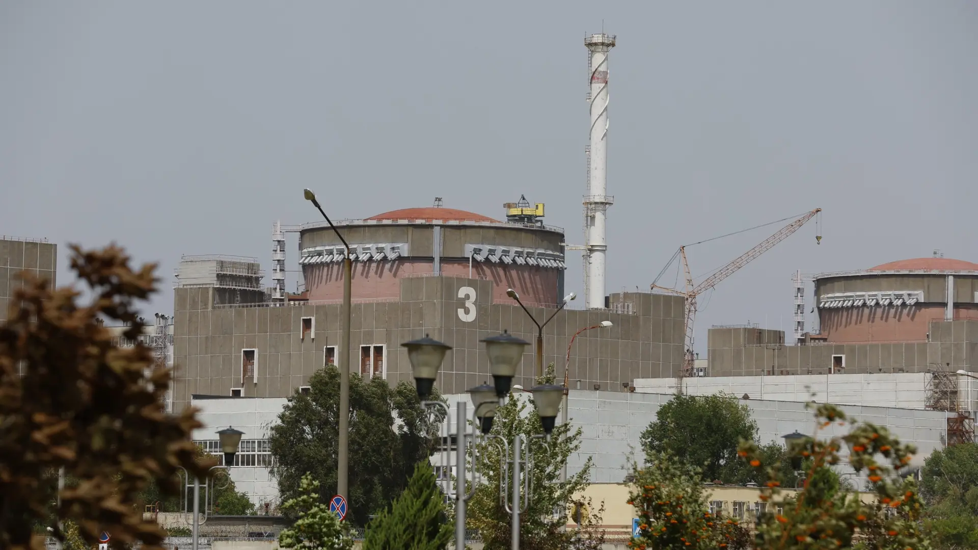 Rusia denuncia un "ataque masivo" contra la estación de transporte de la planta nuclear de Zaporiyia