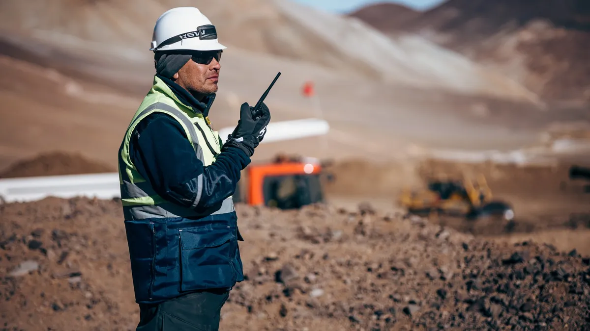 El Gobierno confirmó que "entre hoy y mañana" ingresa el proyecto de Ley de Proveedores Mineros a Diputados