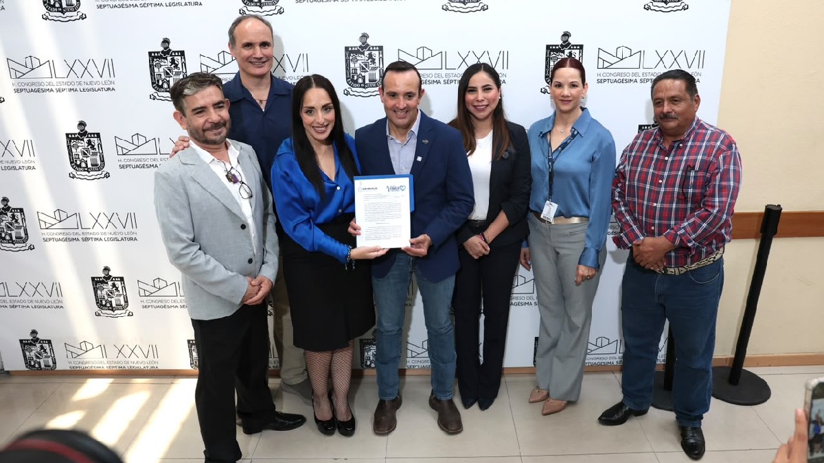 Propone PAN prohibir redes sociales a menores de 14 años en Nuevo León