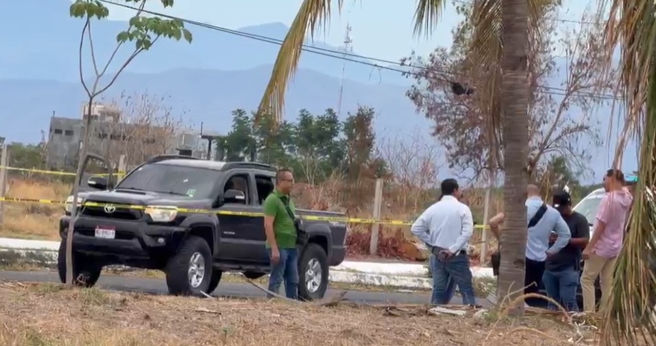 Matan a hombre frente a Plaza Zentralia, en Colima