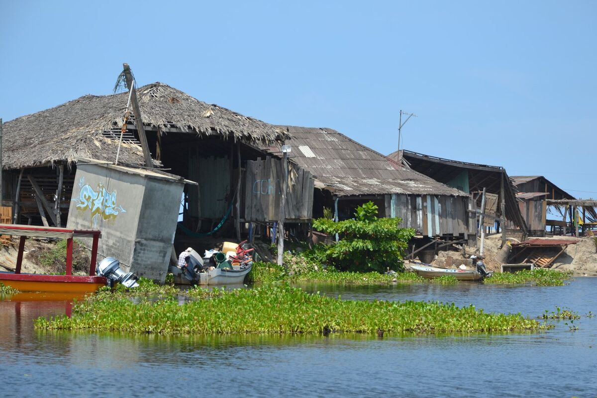 Mar de Fondo destruye enramadas en playa Boca Chica de Tecpan