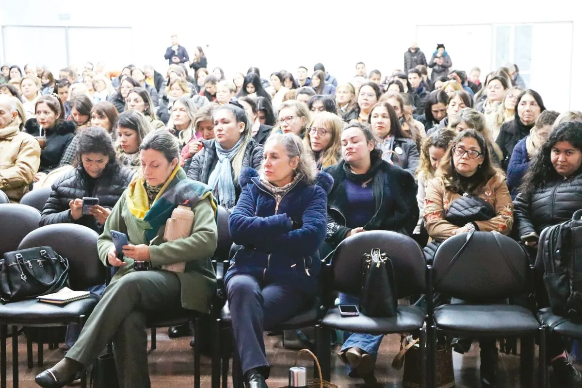 Docentes se capacitaron en prevención de adicciones