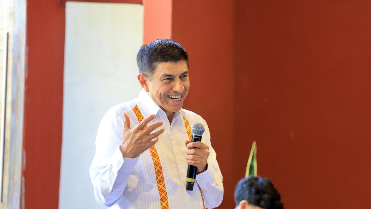 Los niños trabajan en Oaxaca bajo la complacencia del gobernador Salomón Jara